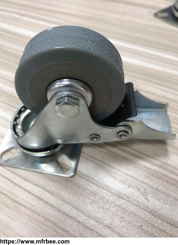 industrial_caster_with_brake_stopper_zinc_plated_with_metal_tread_guard