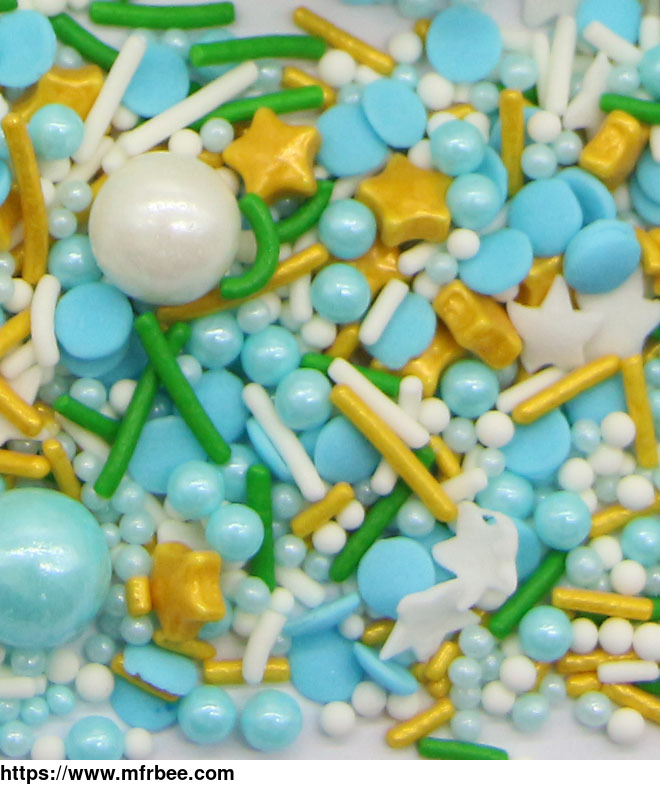 hollow_heart_confetti_with_mix_colors_sugar_pearls_and_jimmies_sprinkles_mix
