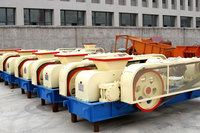 Double roller crusher