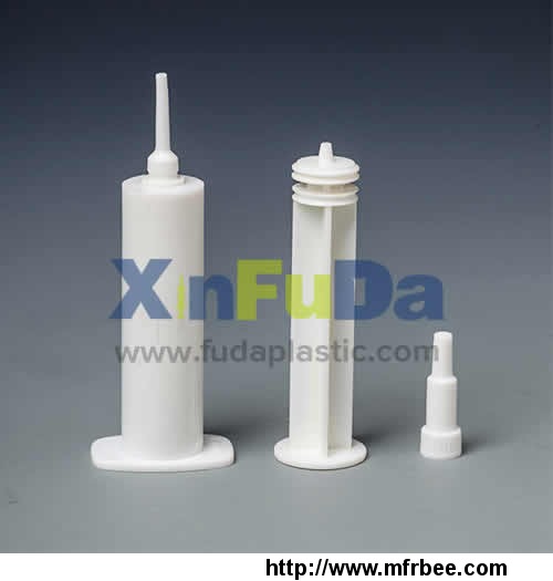 plastic_syringe_with_needle_tip_cap