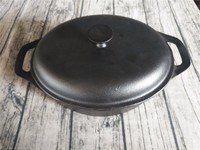 Pre-seasoned cast iron cooking pot