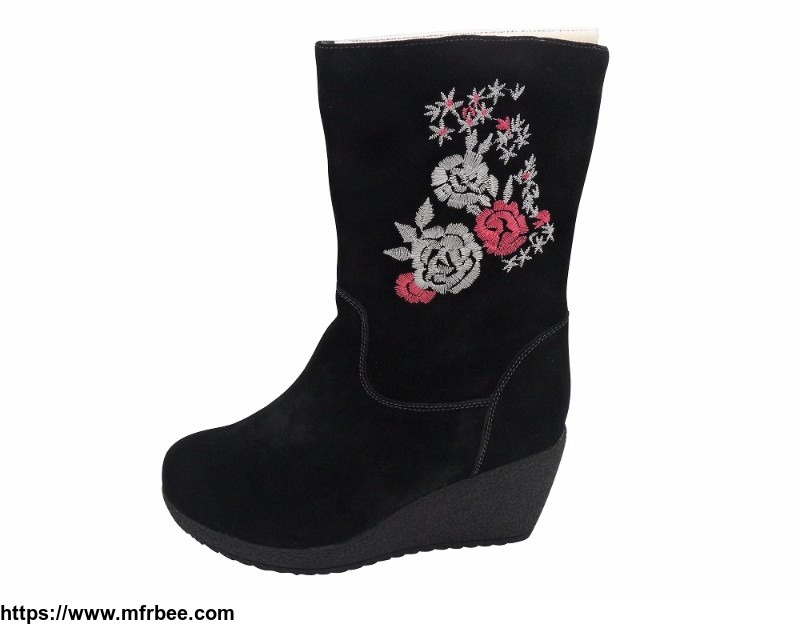 lady_boot_with_flower_embroidery_gertrude_brand_care_