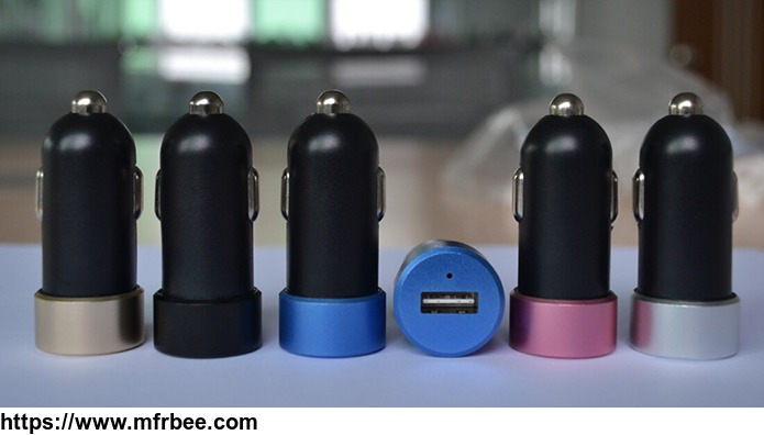5v_1a_2_4a_double_sided_jieke_link_in_car_charger
