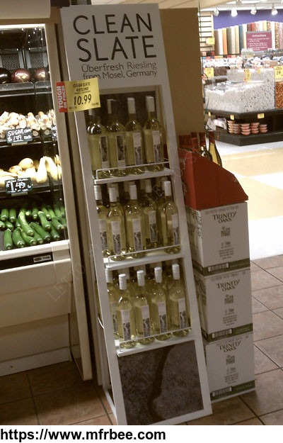 supermarket_brand_printed_wooden_wine_display