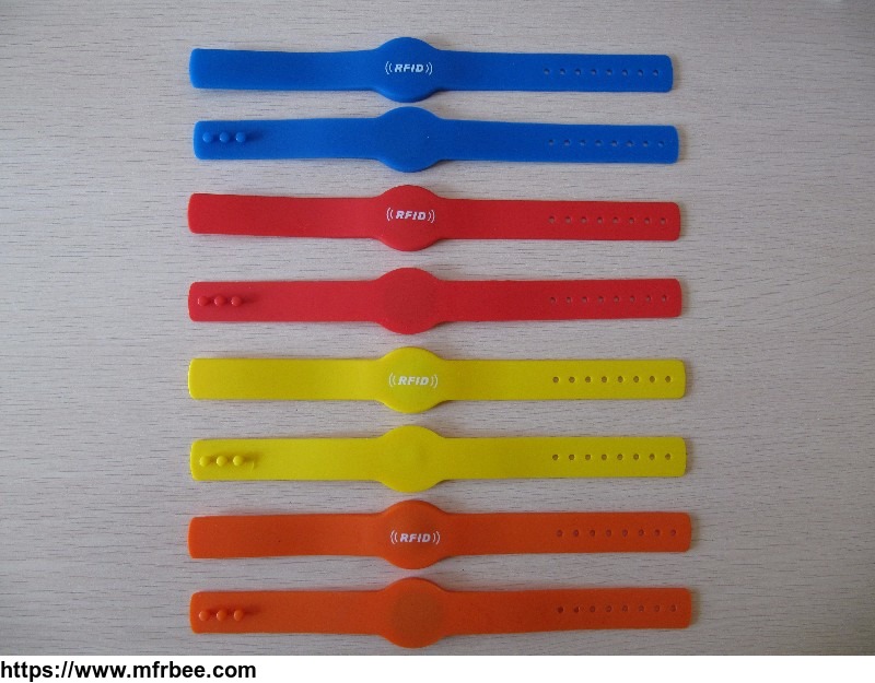 rubber_waterproof_rfid_ntag213_silicone_bracelet