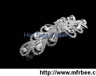 exquisite_craftsmanship_crystal_bridal_jewelry_with_elegant_flower_crystal_clips