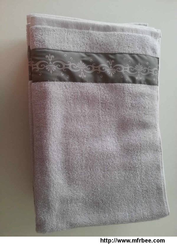 towel_set_with_printed_t_c_band