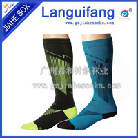 Top quality football socks, knee high soccer socks in hot sale