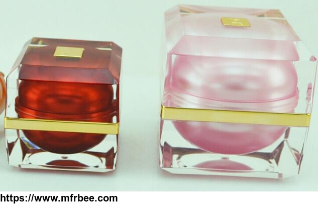luxurious_square_shaped_cosmetic_acrylic_jar_50g_30g_15g