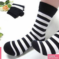 more images of china men socks suppliers