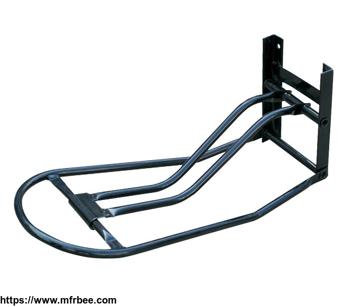 wall_mount_saddle_rack_and_horse_equipment