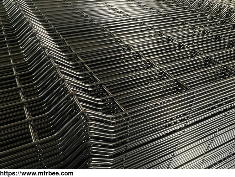 358_steel_work_for_airport_security_fence