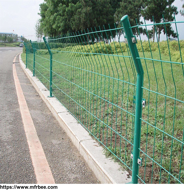 bilateral_wire_fence