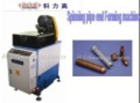 Spinning pipe end forming machine