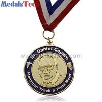 Shiny gold design commemorative medal