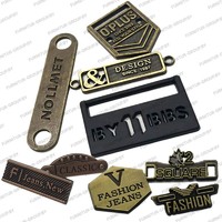 more images of Fashion accessories //  Plates