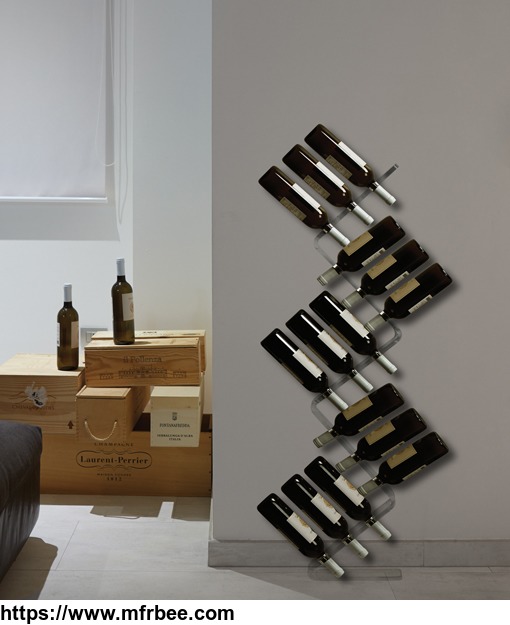 wine_rack_in_transparent_plastic_italian_design_racks_and_holders