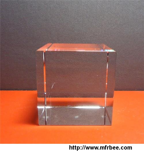 blank_glass_cube