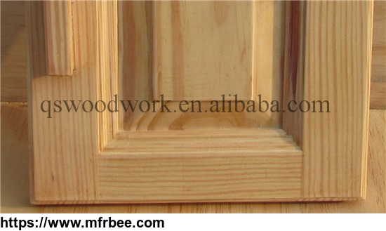pine_cabinet_door_varnished