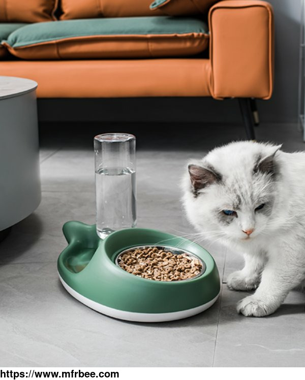 automatic_cat_feeder_and_water_dispenser_in_set