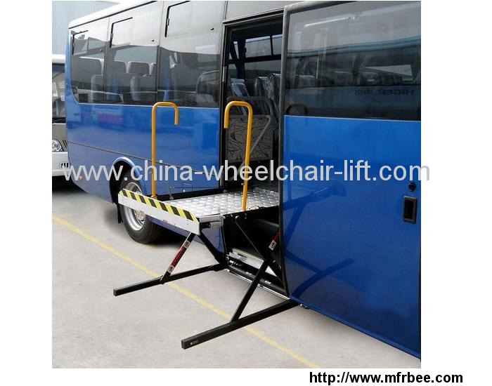 uvl_700_s_1300_s_wheelchair_lift_under_step_