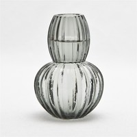 2016 new small size unique gourd shape textured home decorative glassware glass vase for flower