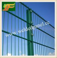 Germany and UK Standard double wire powder and pvc coated ornamental double wire loop football fence