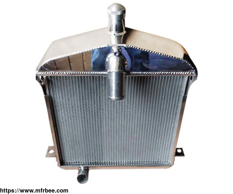 classic_vintage_car_radiator