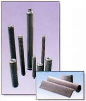 Pleated filter element made with steel wire cloth, filtration using