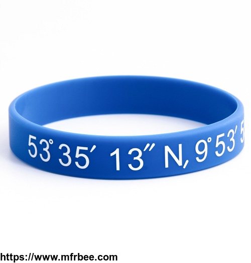 blue_figure_wristbands