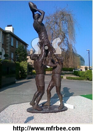bronze_rugby_sculpture_bronze_sportsman_sculpture