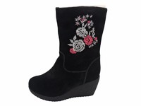 lady boot with flower embroidery(GERTRUDE,BRAND:CARE)