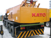 more images of used kato crane NK 400E