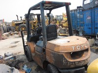 used TOYOTA forklift FD30T