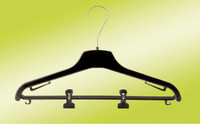 Thin Hangers for Coats in Plastic
