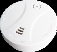 9V Optical Smoke Alarm with Test and Hush Button PW-507SQ Battery operated photoelectric smoke alarm with alarm silence feature