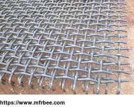 crimped_wire_mesh_application_as_screen_for_mining