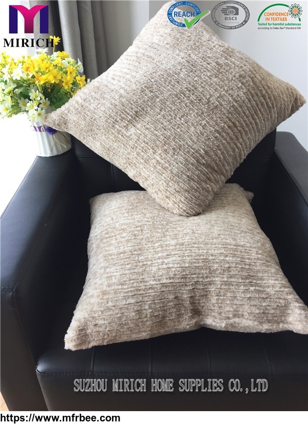 100_percentage_polyester_brushed_solid_pv_fleece_cushion_with_filling
