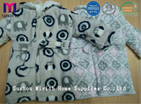 more images of China Factory Coral Fleece Baby Hooded Bathrobe Infant Robes