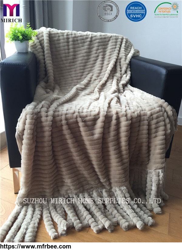 two_layer_faux_fur_polyester_fleece_blanket_with_tassels