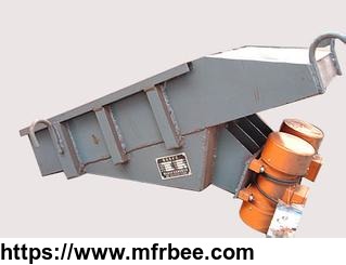 large_capacity_motor_vibrating_feeder_for_gold_copper_iron_ore_feeding