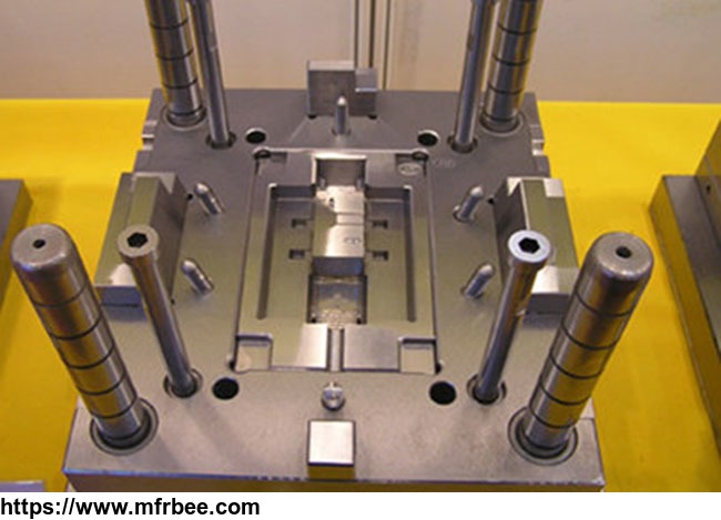 custom_injection_mould