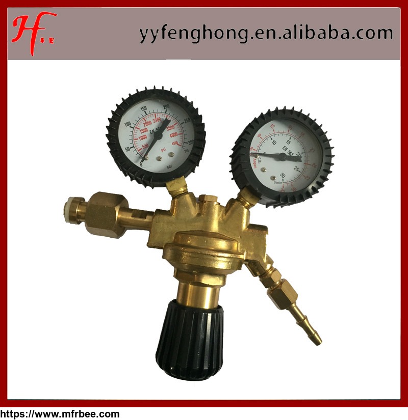 neutral_ipg_gas_regulator_with_rubber_sheath