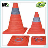 Collapsible traffic cone with bottom and top light