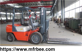 cpc30_3_tons_diesel_forklift_for_plywood_factory