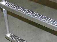Diamond-Strut Ladder Rungs