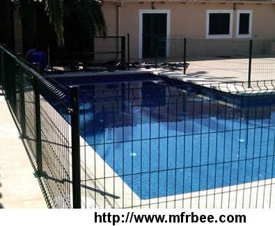 pool_fence_welded_and_chain_link_fencing_for_pool