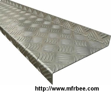 non_slip_tread_plate_is_both_skid_proof_and_decorative
