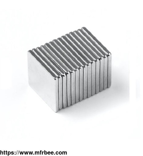 10x10x1mm_thin_square_neodymium_magnets
