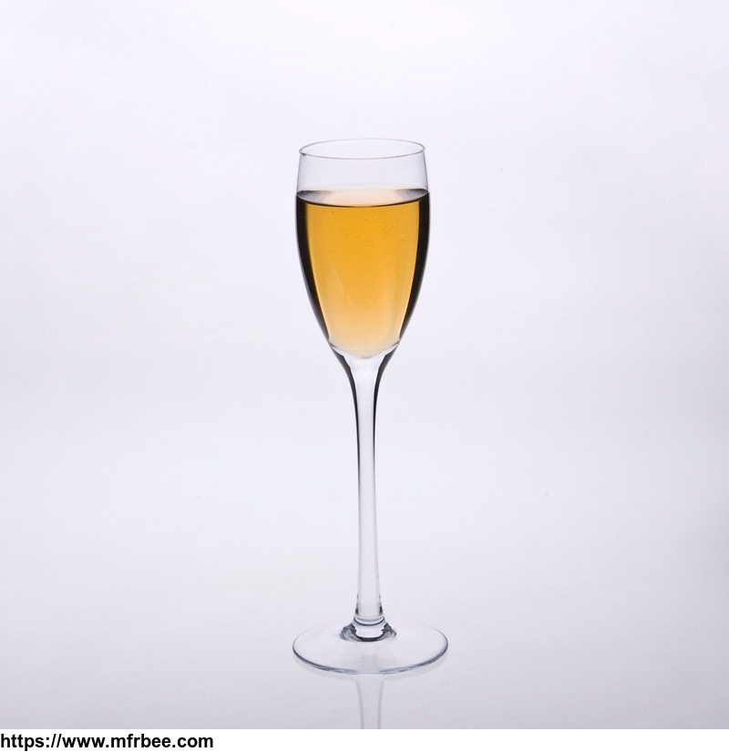 clear_glass_stemware_champagne_flutes